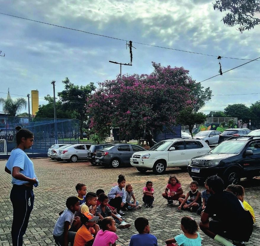 Roda de conversa ao ar livre